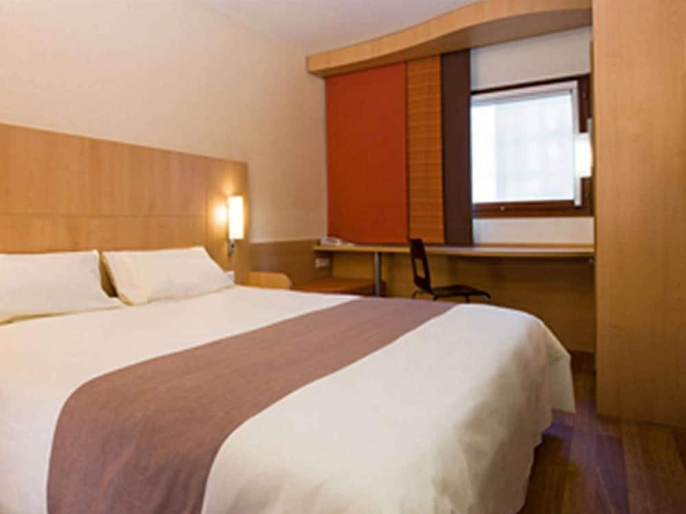 Ibis Gading סרפונג מראה חיצוני תמונה