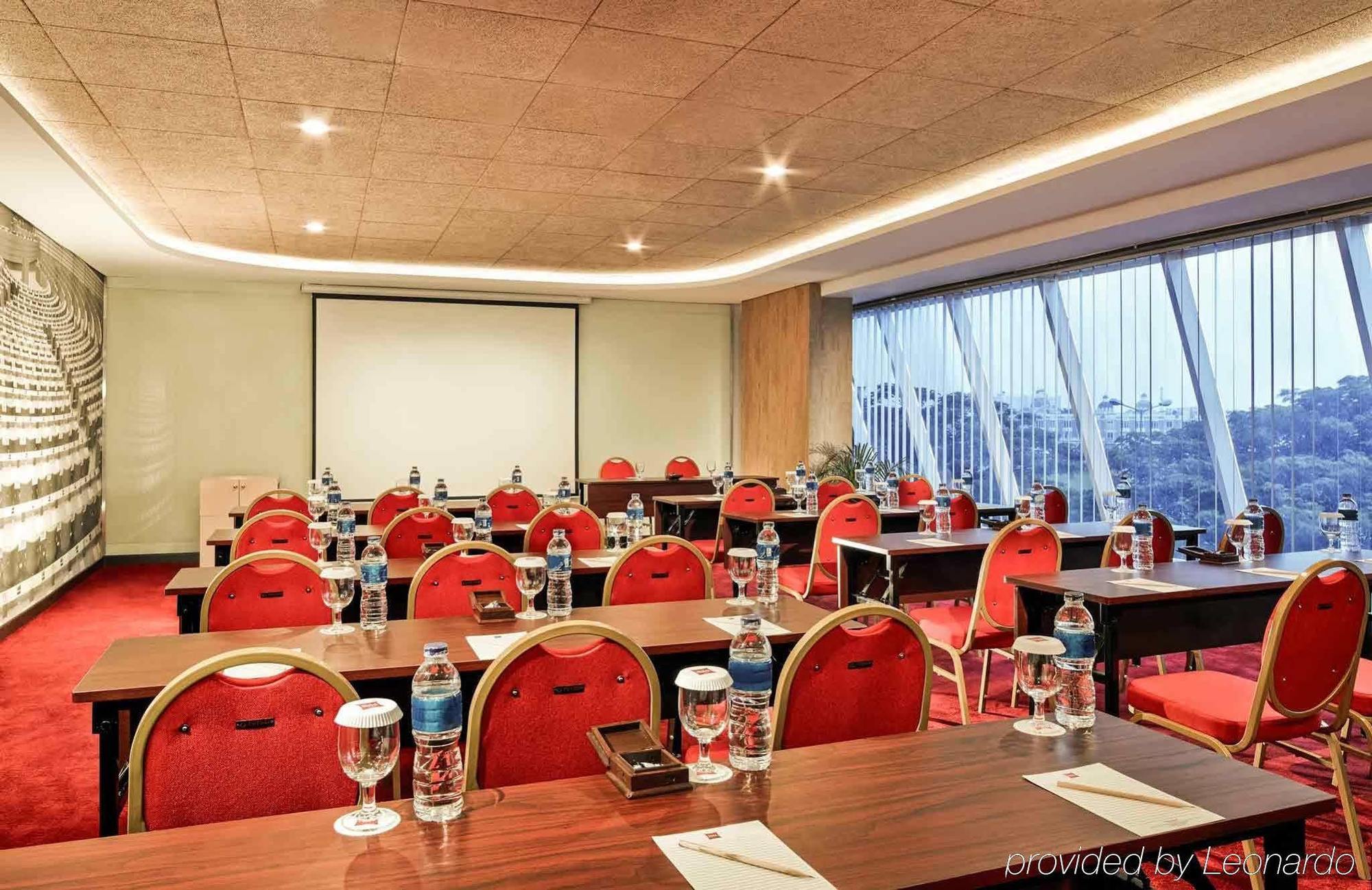 Ibis Gading סרפונג מראה חיצוני תמונה